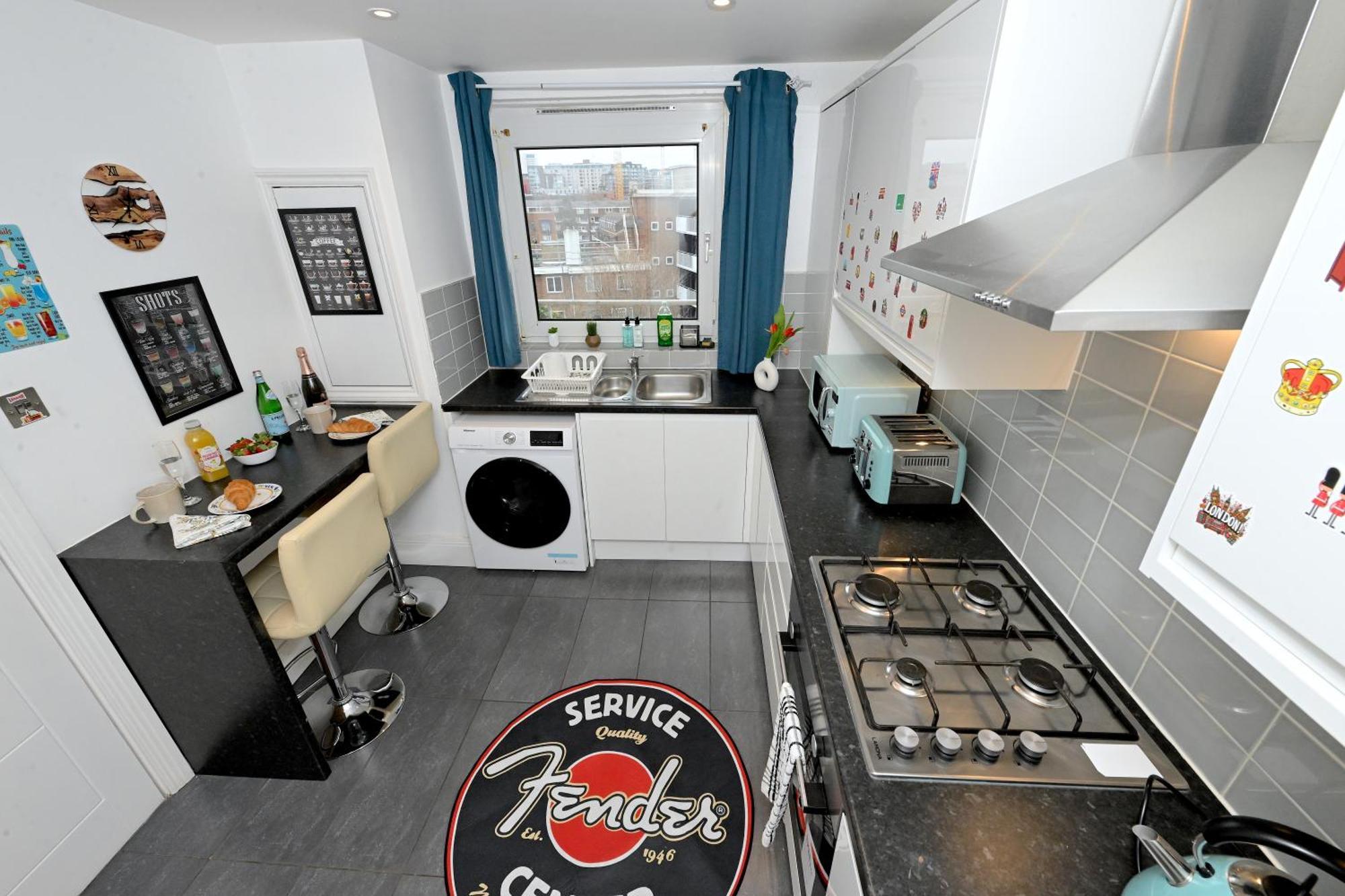 Superb 4 Bedroom Flat In The Heart Of Camden Town London Exteriör bild