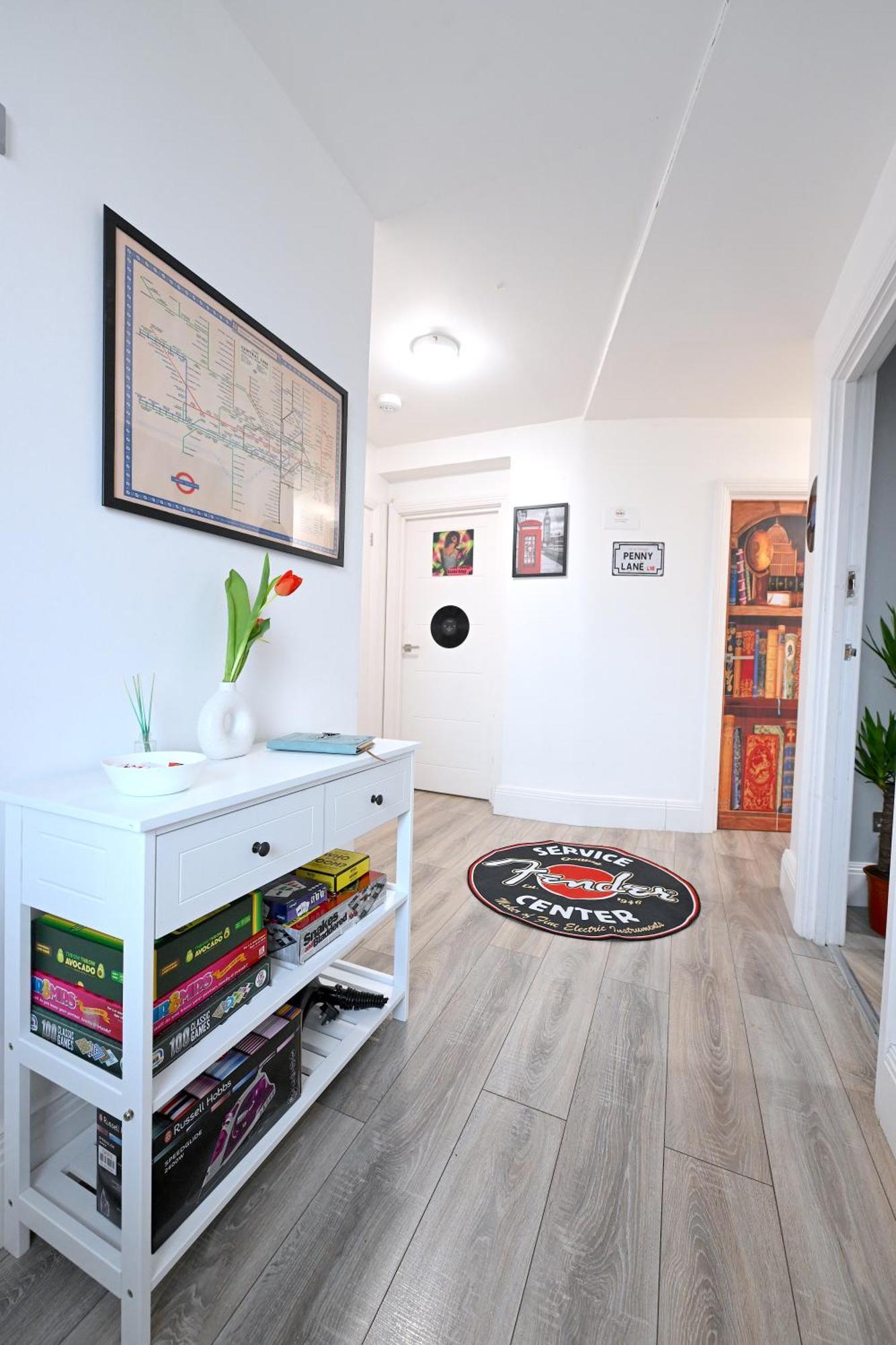 Superb 4 Bedroom Flat In The Heart Of Camden Town London Exteriör bild