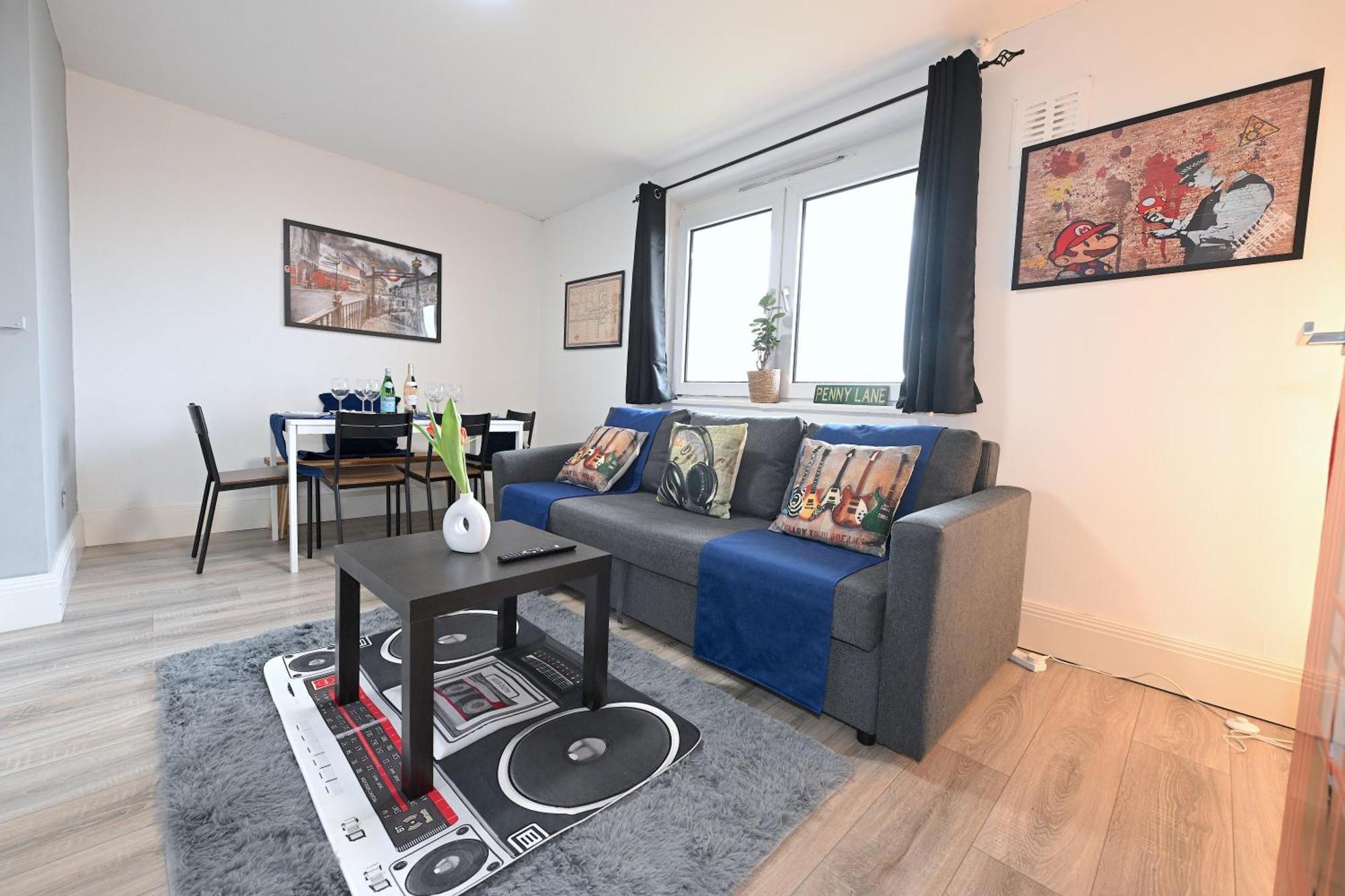 Superb 4 Bedroom Flat In The Heart Of Camden Town London Exteriör bild